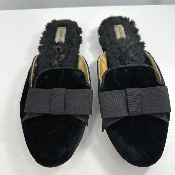Birdies Shoes - Birdies faux fur bow slippers 5.5 mule style travel mid 2000's goth dark romance